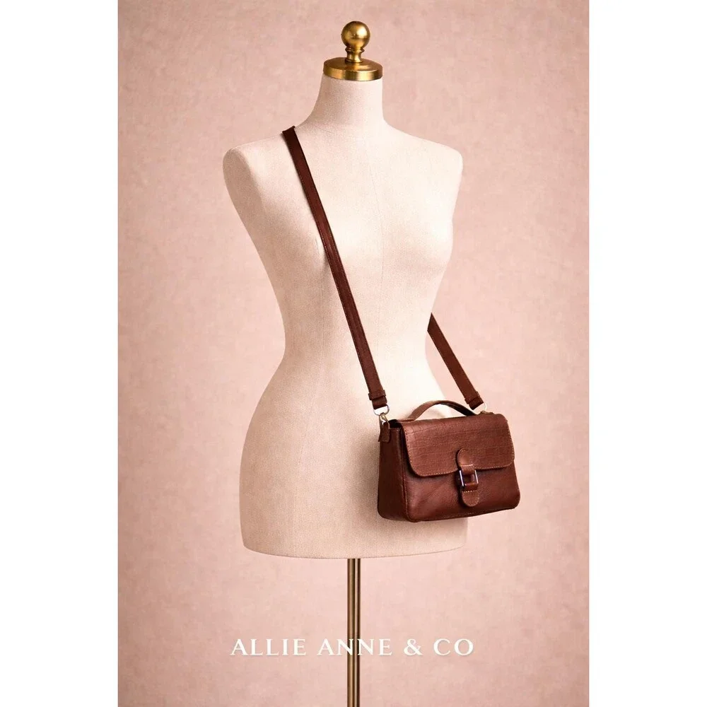 Vintage Jack Georges Brown Leather Crossbody Bag – Woven Embossed Flap Shoulder